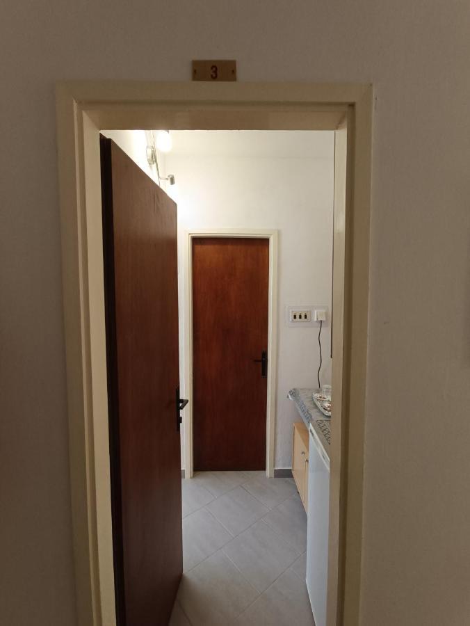 Rooms Rita 茨雷斯 外观 照片