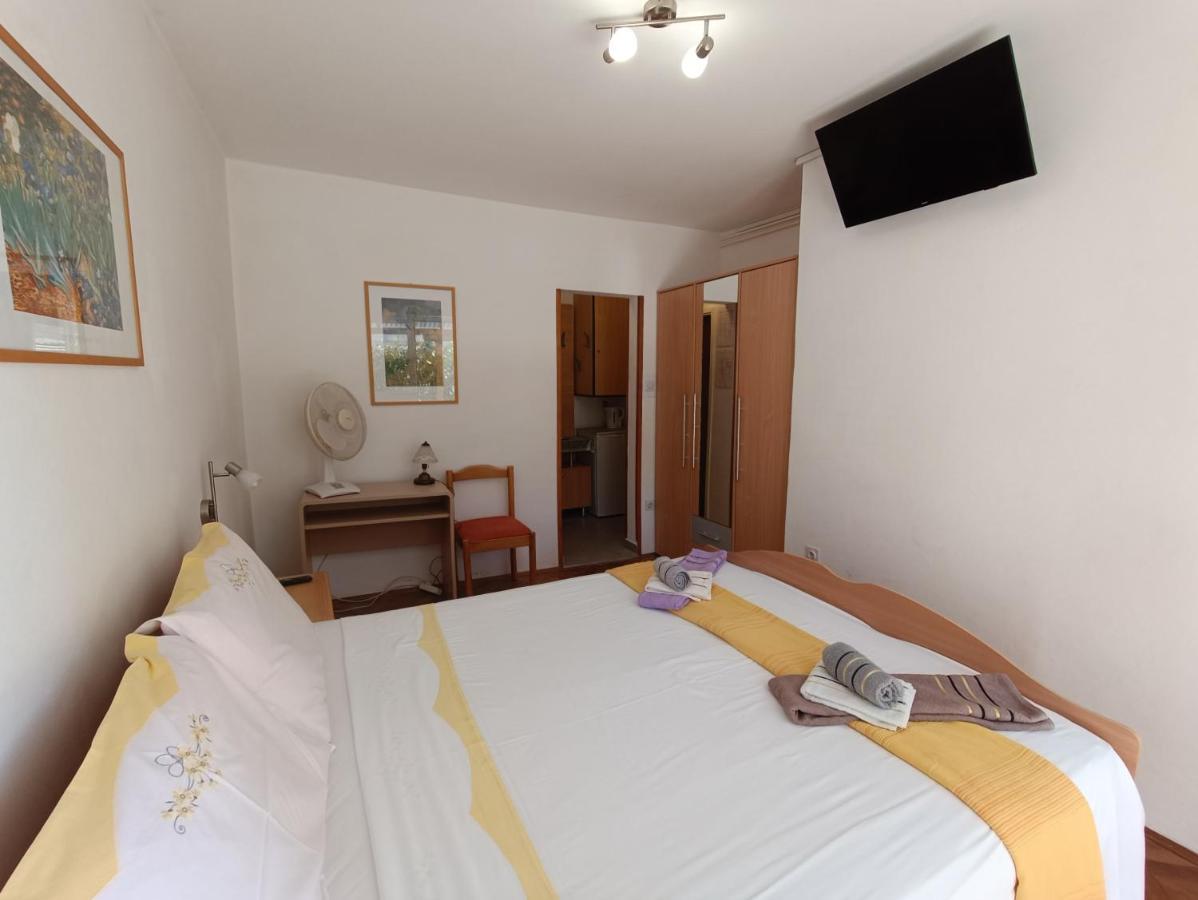 Rooms Rita 茨雷斯 外观 照片
